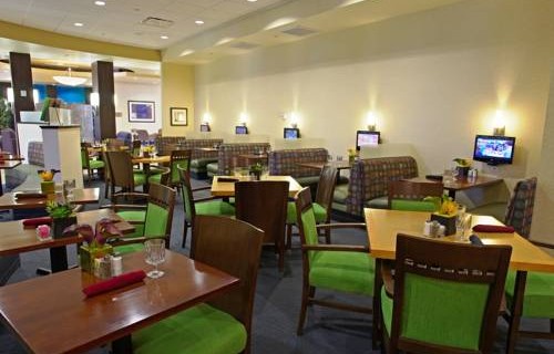 Holiday Inn Phoenix Airport dining