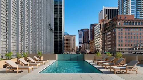 Westin Phoenix Downtown pool